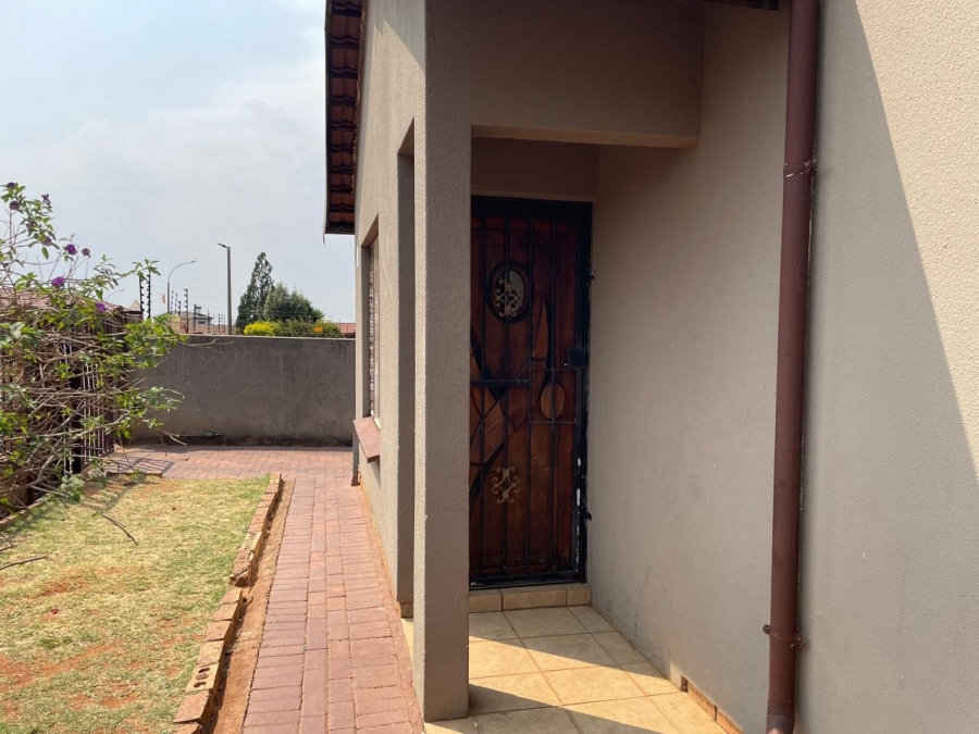 3 Bedroom Property for Sale in Tlhabane West North West